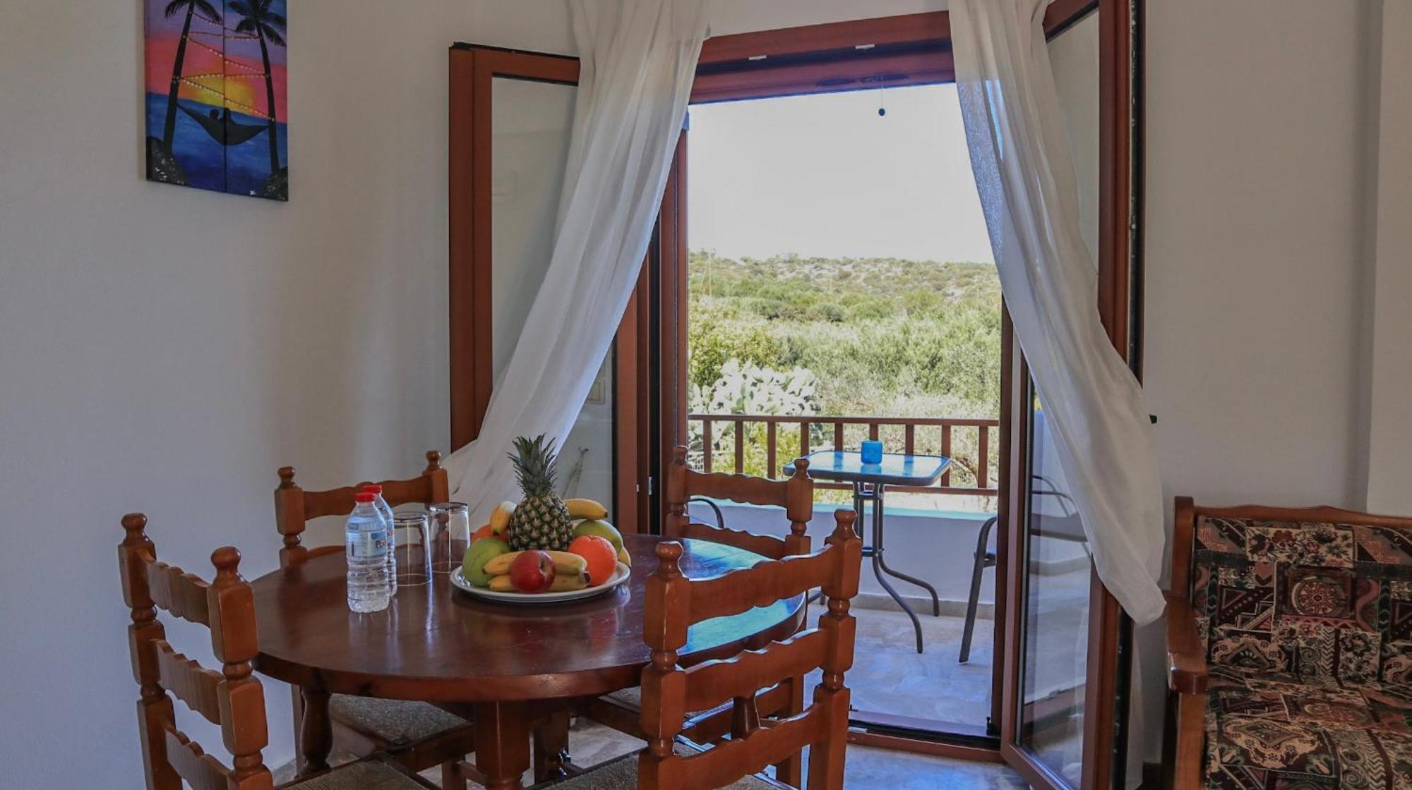 Zeus Appartement Istron Buitenkant foto