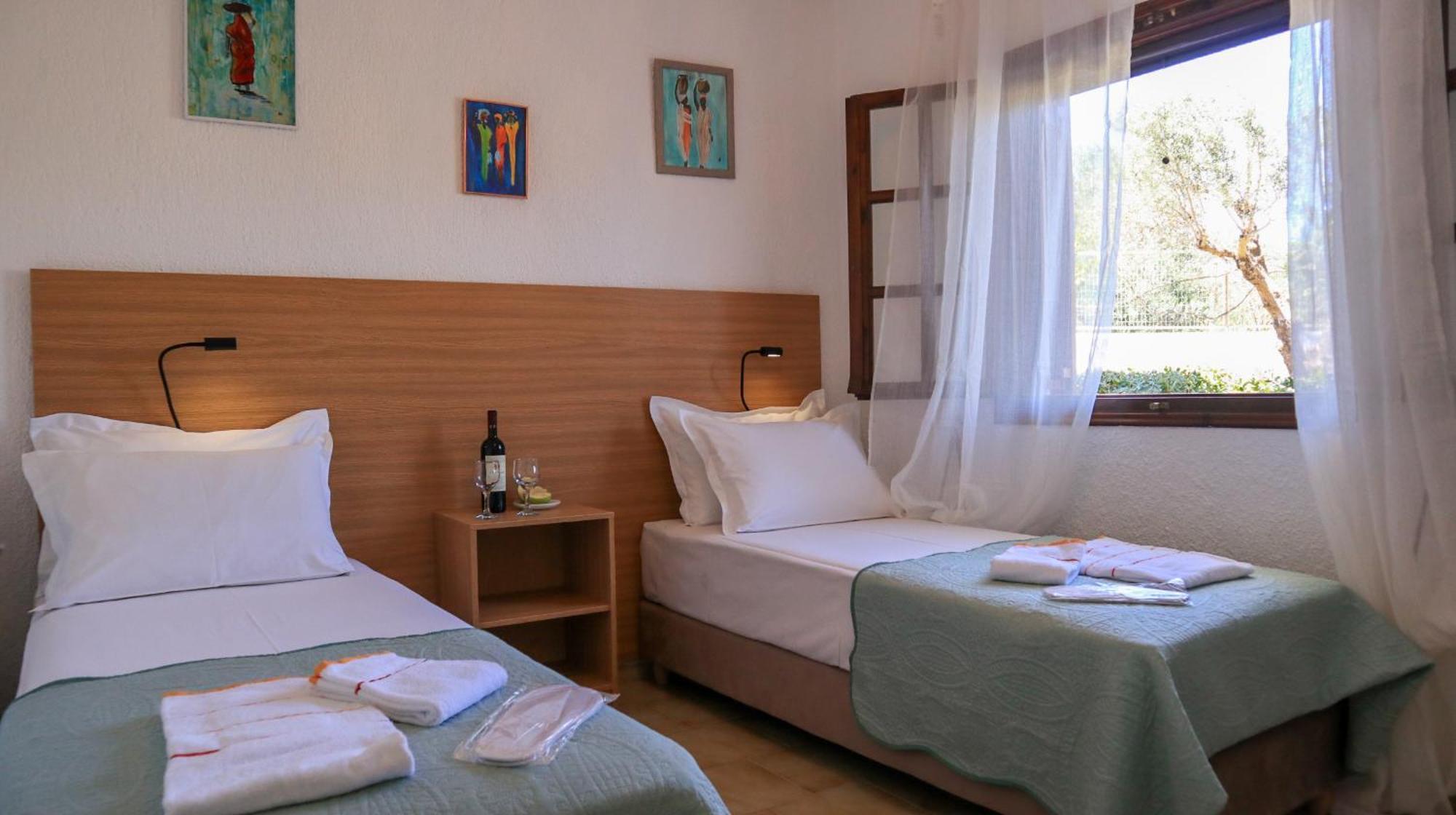 Zeus Appartement Istron Buitenkant foto