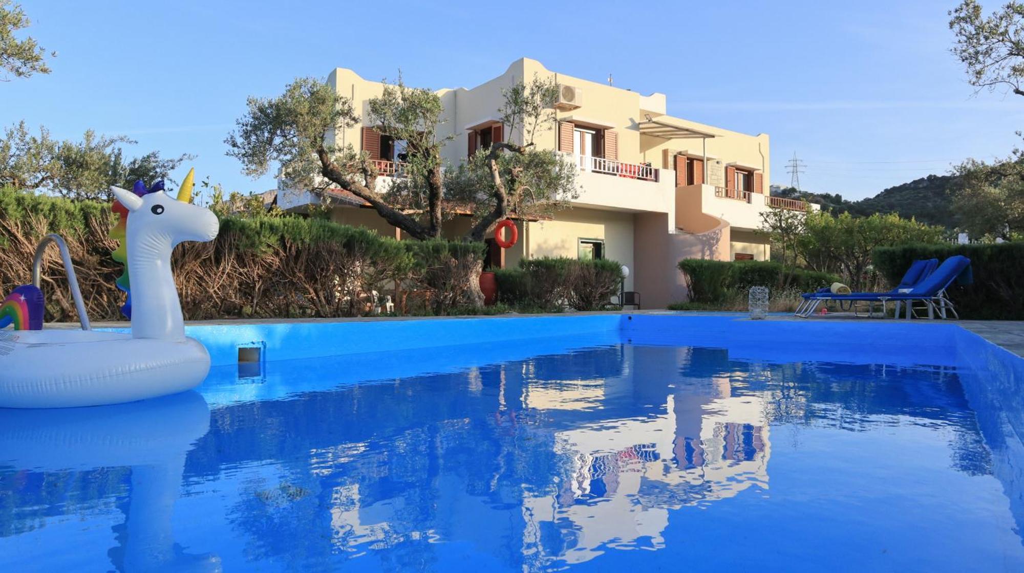 Zeus Appartement Istron Buitenkant foto